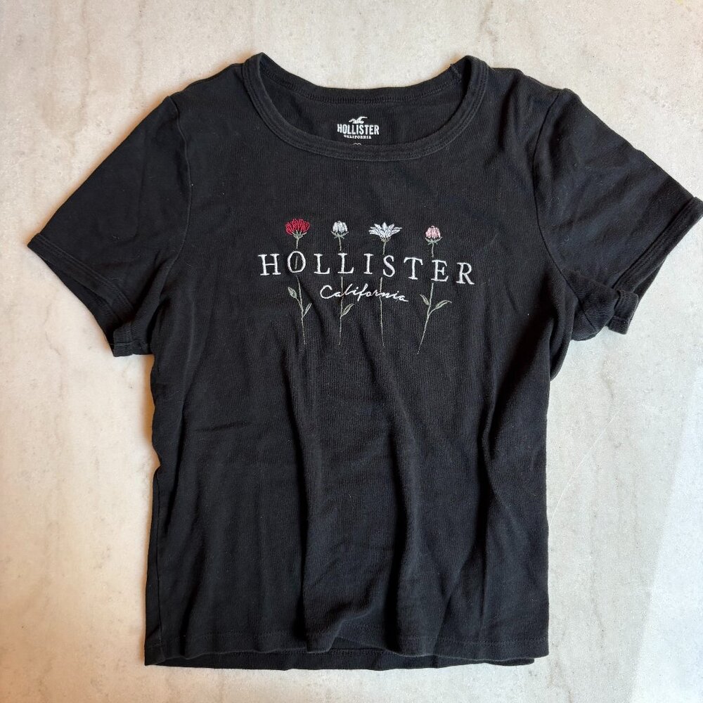 Hollister Floral Black Tee